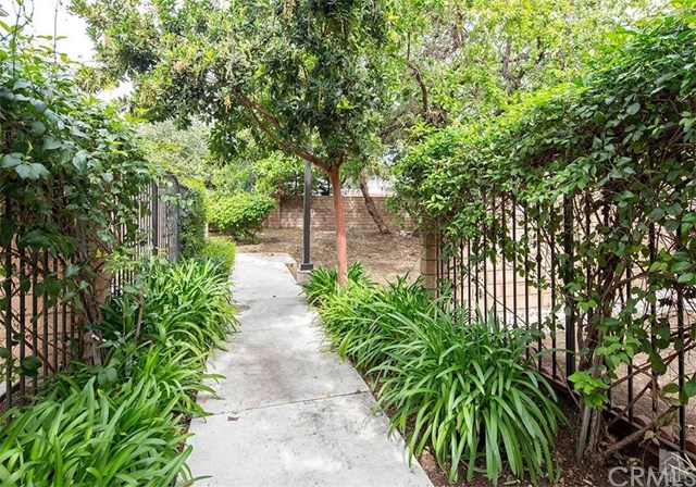 For Sale: 2391 Chiquita Ln Thousand Oaks, CA 91362