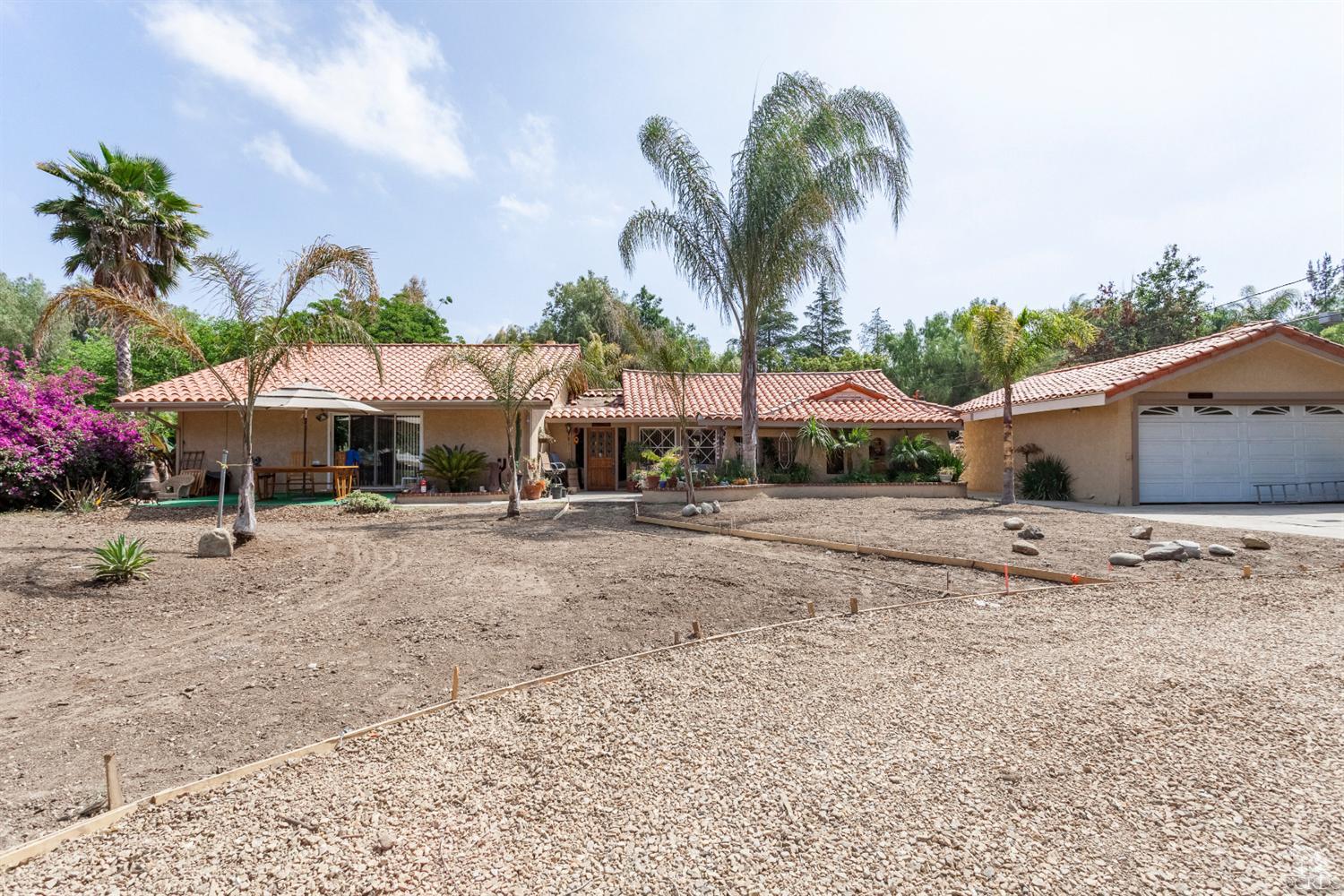 For Sale: 707 Rancho Rd Thousand Oaks, CA 91362