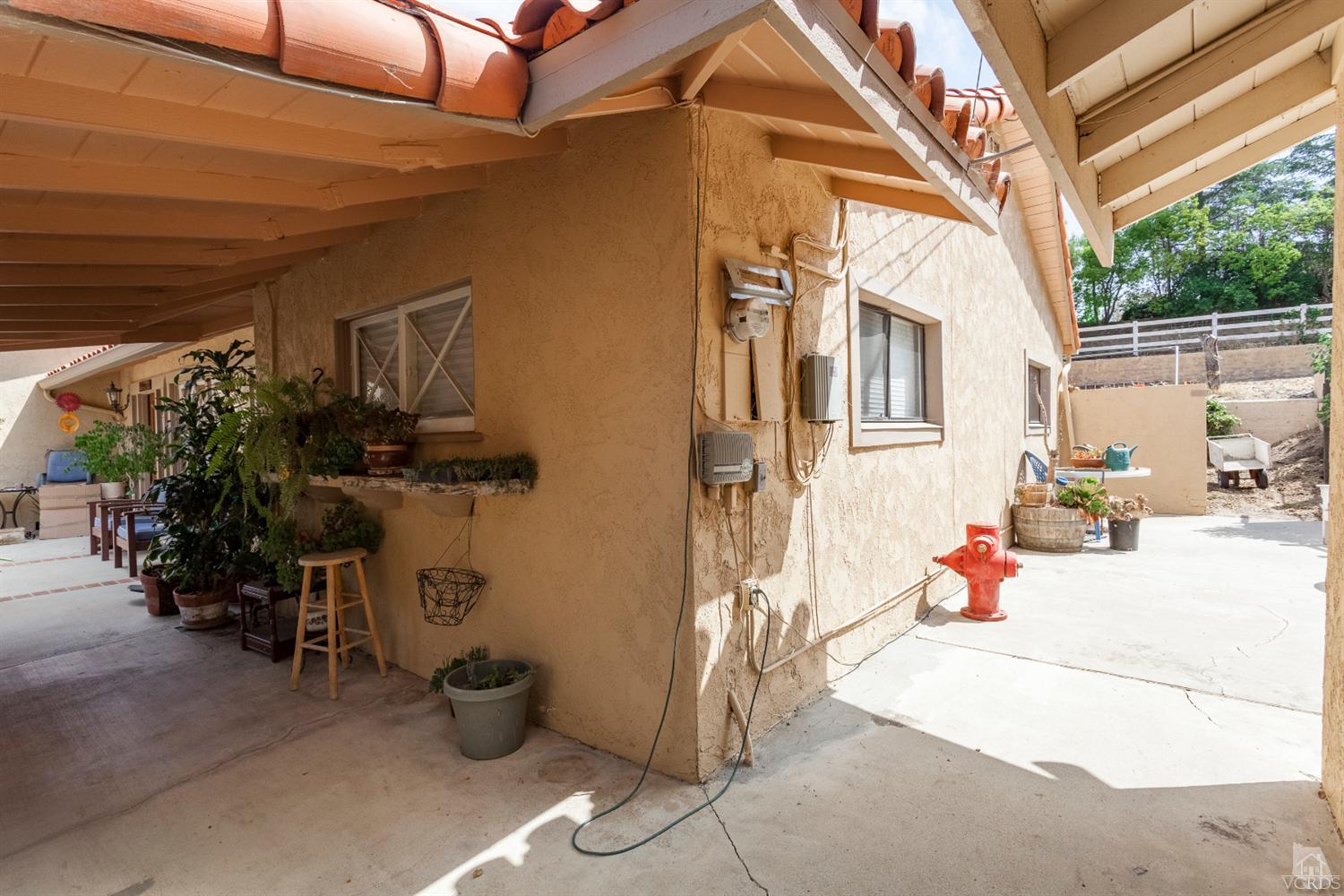 For Sale: 707 Rancho Rd Thousand Oaks, CA 91362