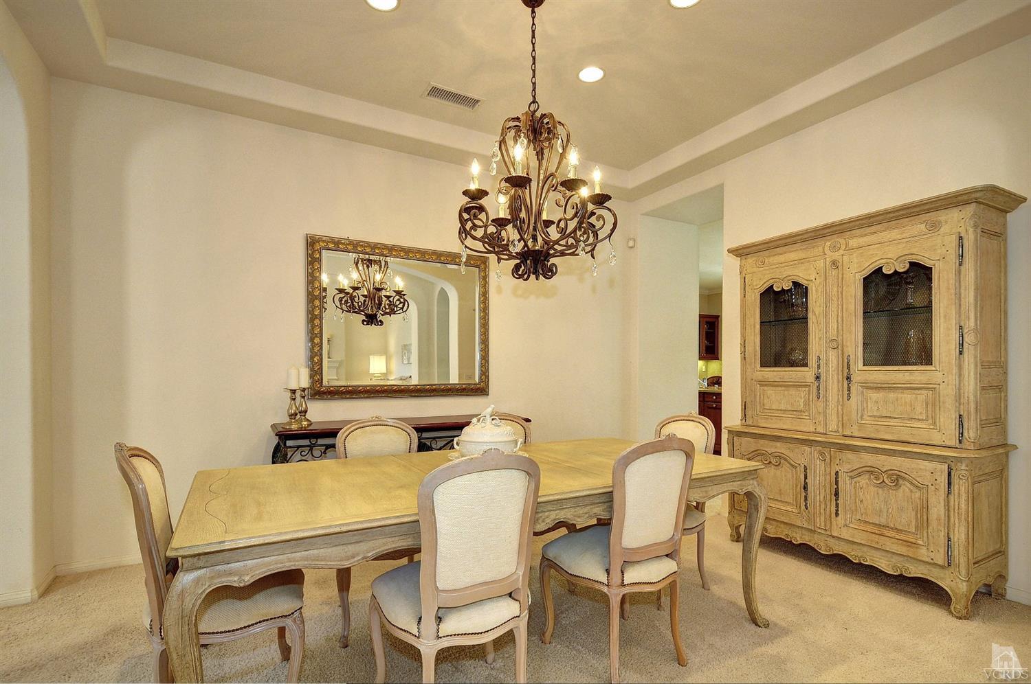2337 Mountain Crest Cir