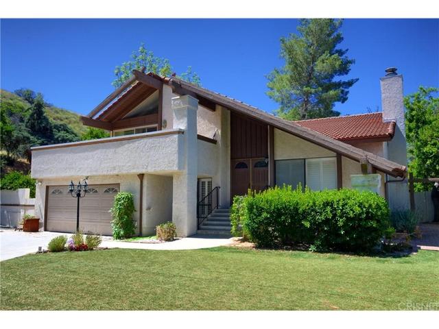 4855 Nomad Dr