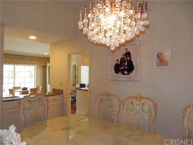 For Sale: 22763 Macfarlane Dr Woodland Hills, CA 91364