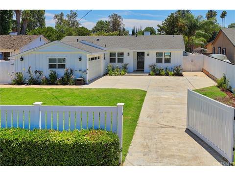 6025 Fallbrook Ave