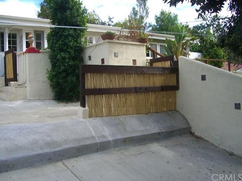 6025 Fallbrook Ave