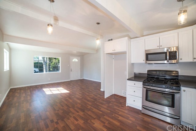 5556 Capistrano Ave