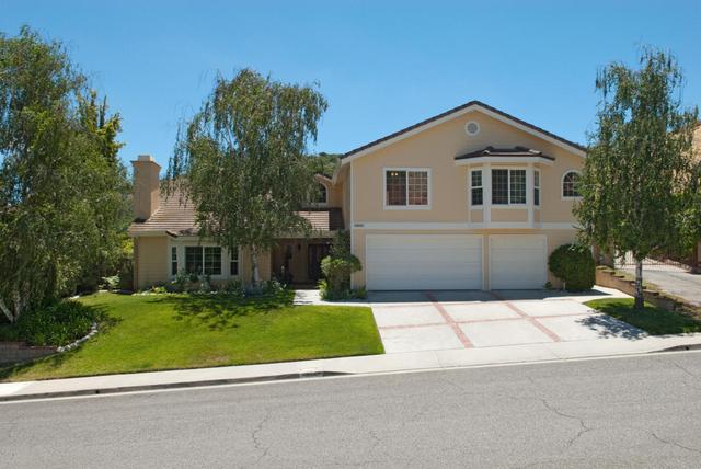 216 Smoke Tree Ave