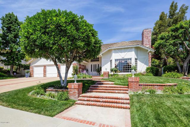 216 Smoke Tree Ave