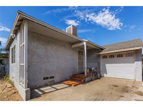15450 Mustang Ln