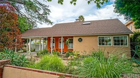 15123 La Maida St