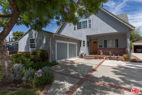 15123 La Maida St