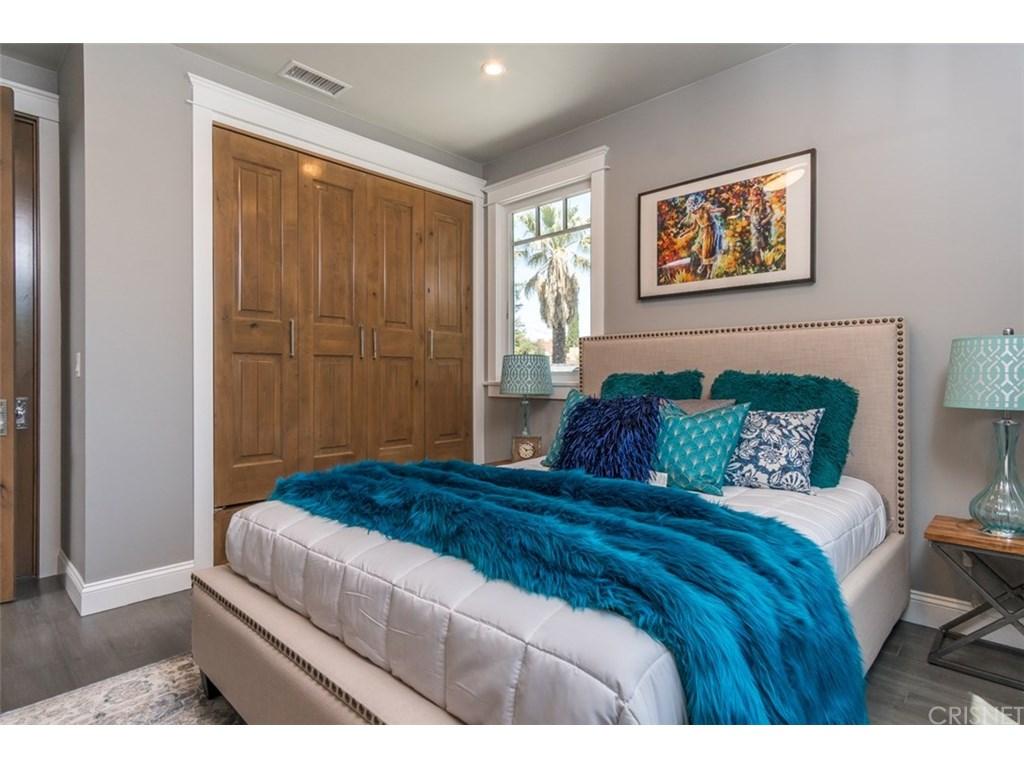 14231 Valley Vis