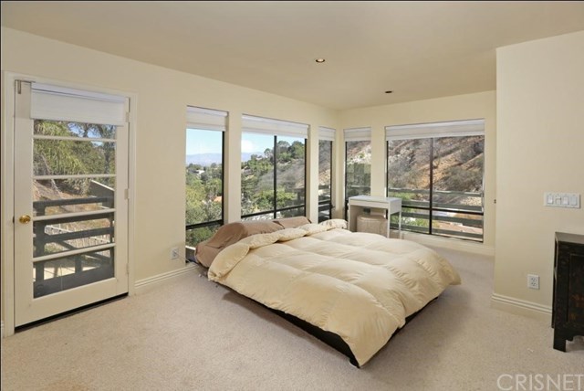 13304 Newcomb Dr