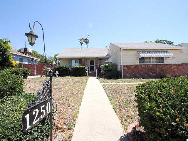 5748 Cartwright Ave