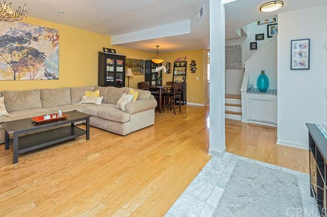For Sale: 4711 Colfax Ave #11 North Hollywood, CA 91602