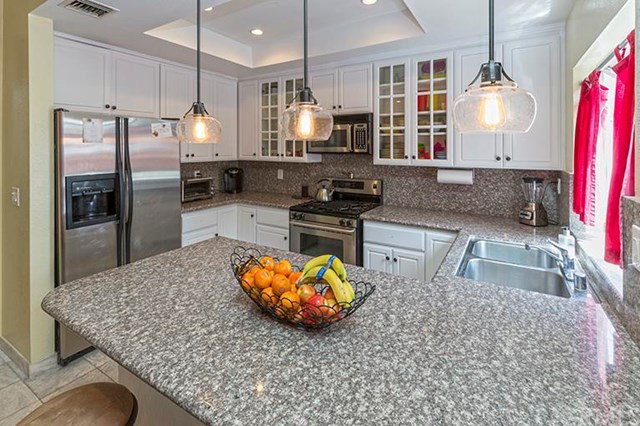 For Sale: 4711 Colfax Ave #11 North Hollywood, CA 91602
