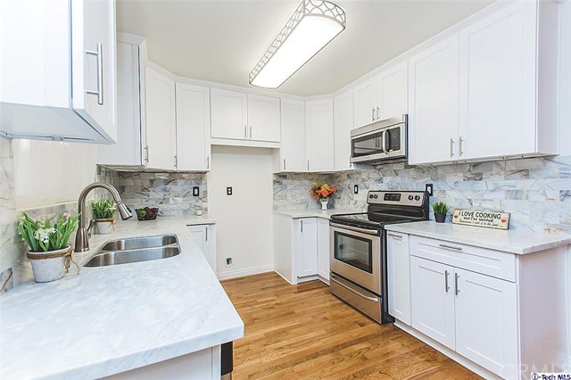 For Sale: 5232 Corteen Pl #11 Valley Village, CA 91607