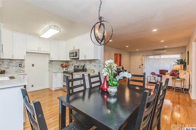For Sale: 5232 Corteen Pl #11 Valley Village, CA 91607