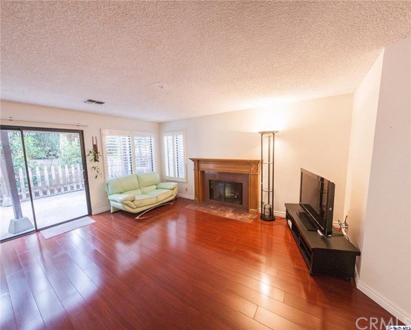 11413 Lower Azusa Rd