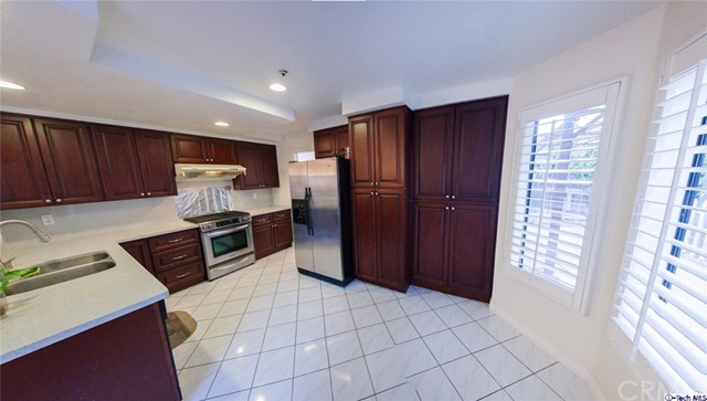 11413 Lower Azusa Rd