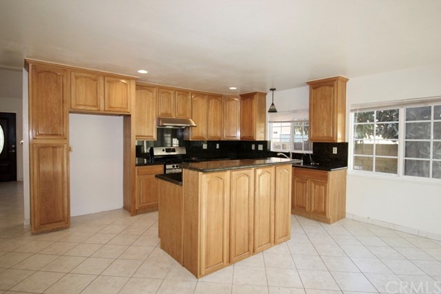 16312 Oakrow Dr