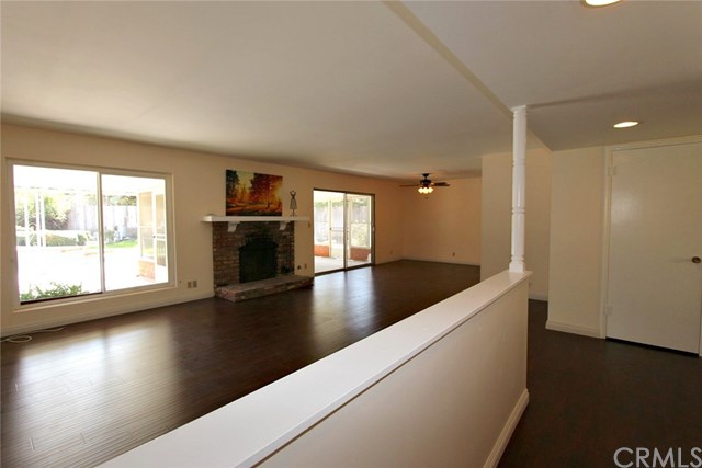 15711 Del Prado Dr