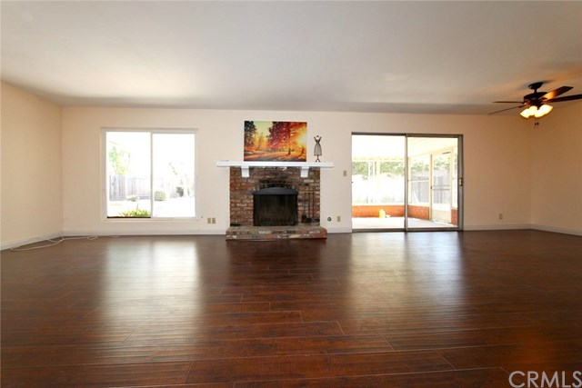 15711 Del Prado Dr