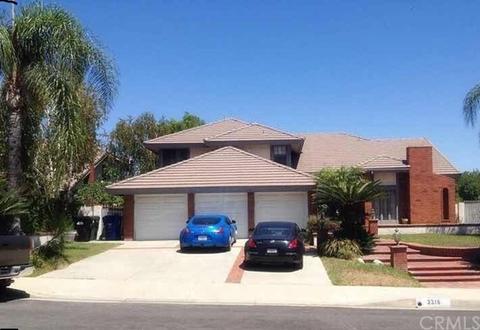2323 Hillman Ln