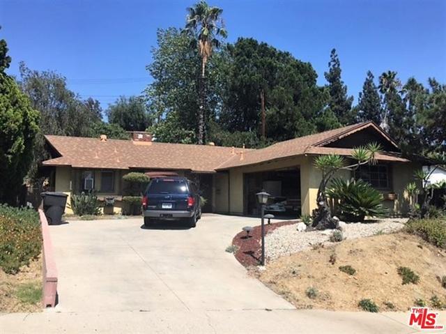 1337 Seelert Ln