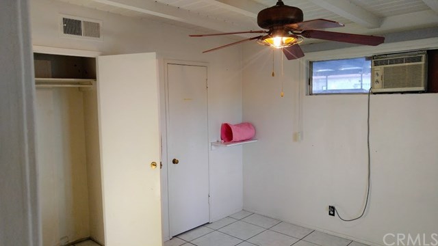 11113 Lambert Ave