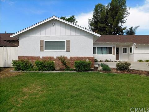 734 Sawtooth Dr