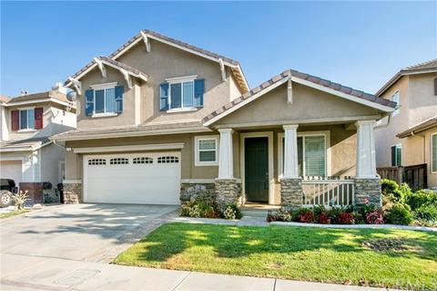 734 Sawtooth Dr
