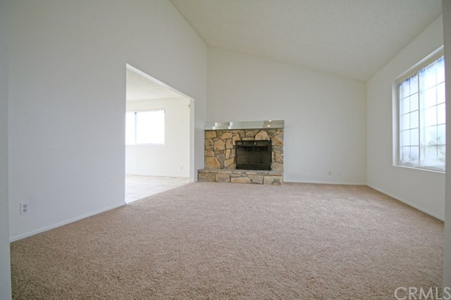 1828 E Walnut Creek Pkwy