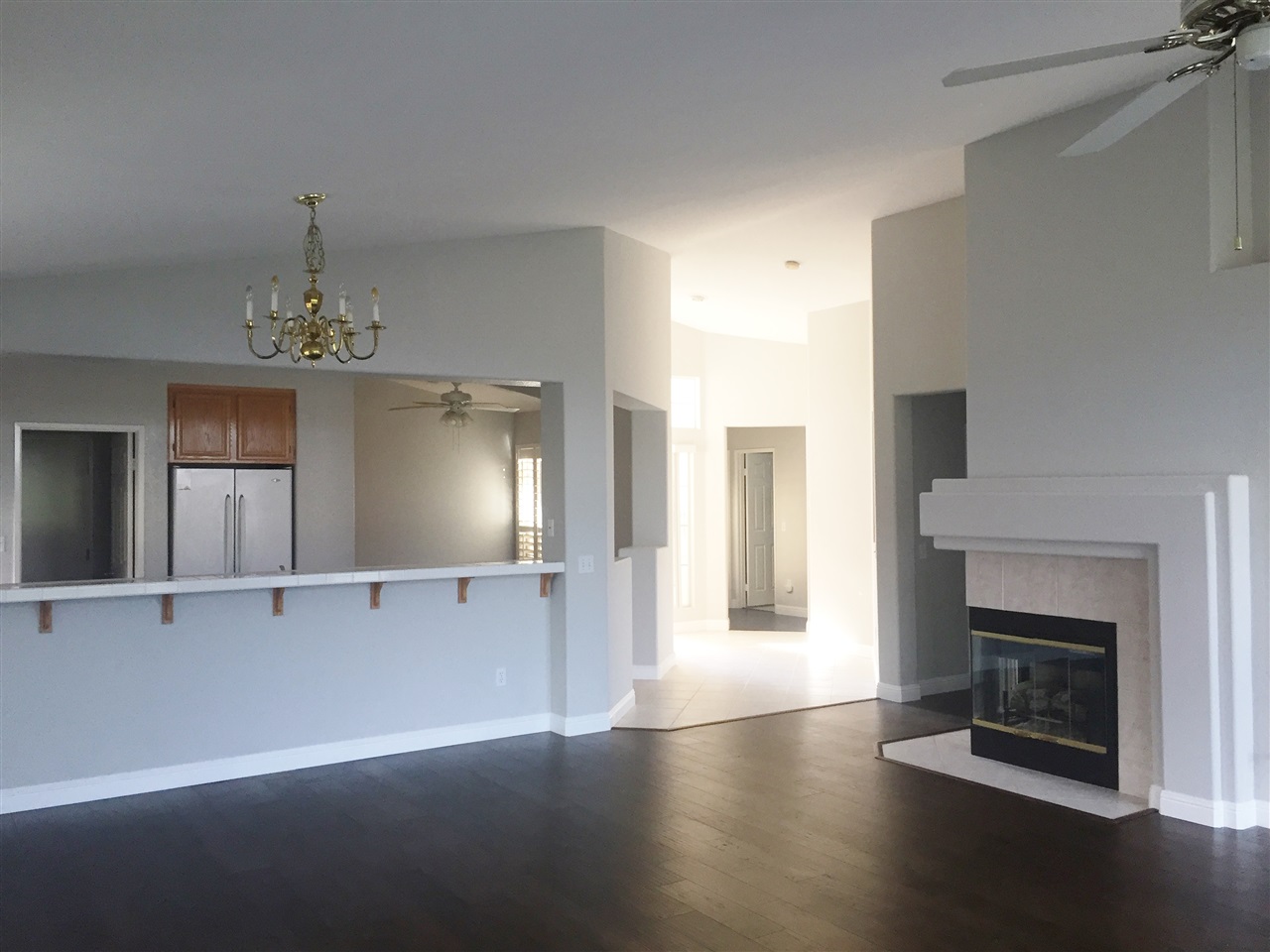 2558 Larkspur Dr