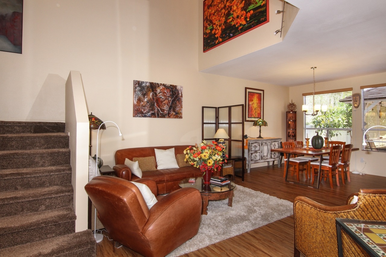 1245 Los Arcos Pl