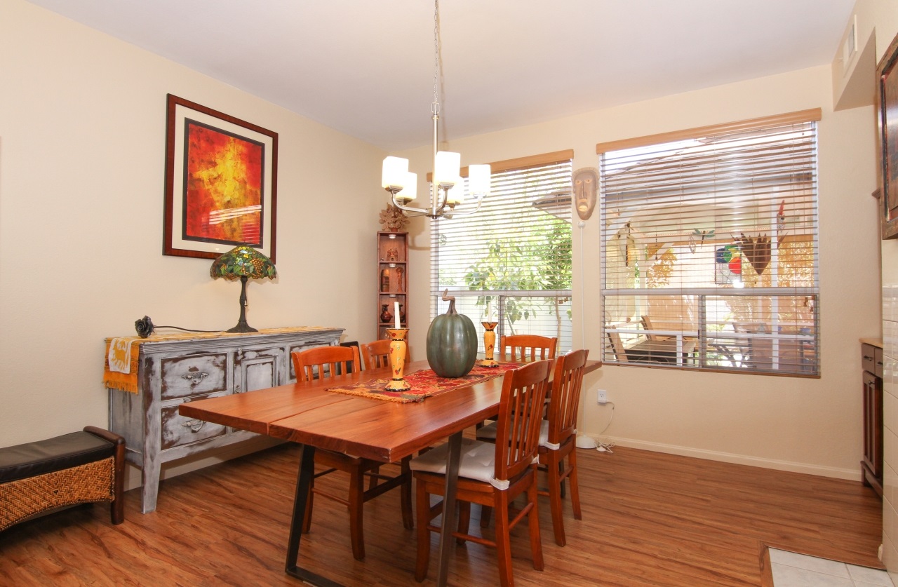 1245 Los Arcos Pl