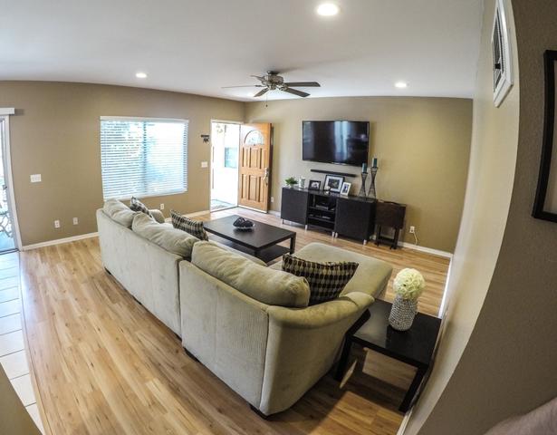 575 E St #12