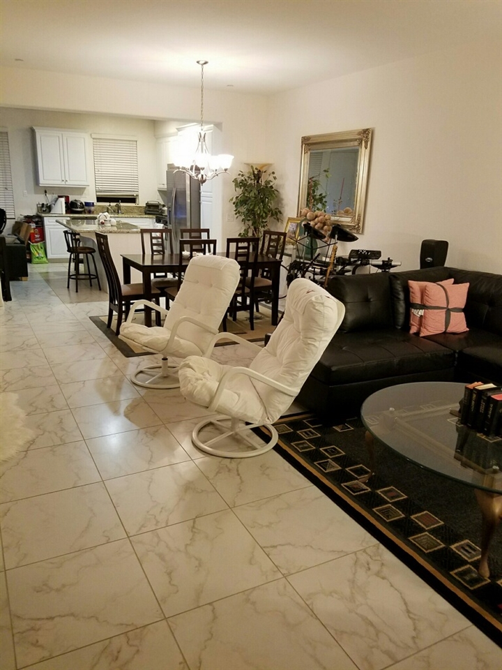 1854 Marielle Pl #633