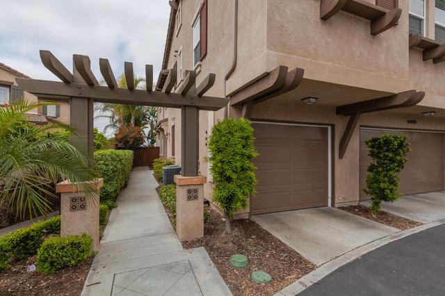 2216 Lago Madero