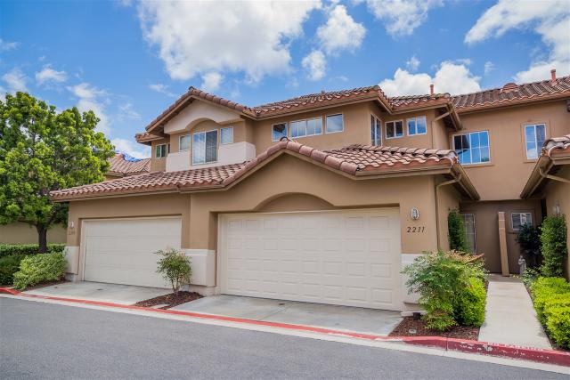 2216 Lago Madero