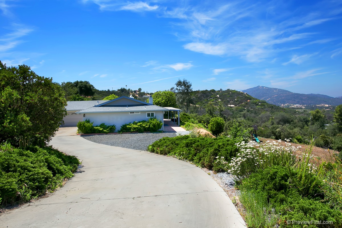 3260 Skytrail Ranch Rd Jamul, CA 91935