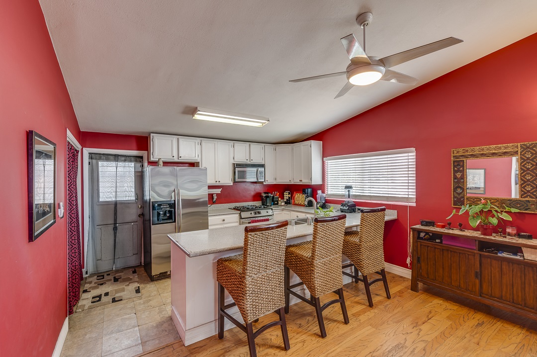 7256 Princeton Ave