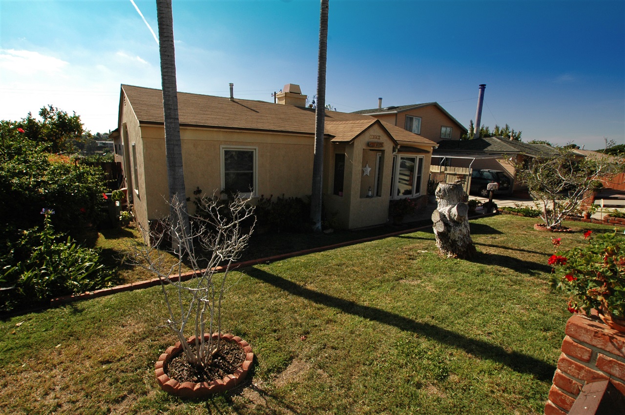 For Sale: 1942 Fairhaven St Lemon Grove, CA 91945