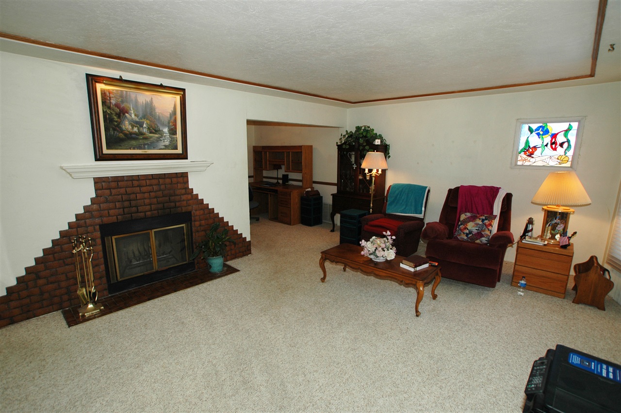 For Sale: 1942 Fairhaven St Lemon Grove, CA 91945