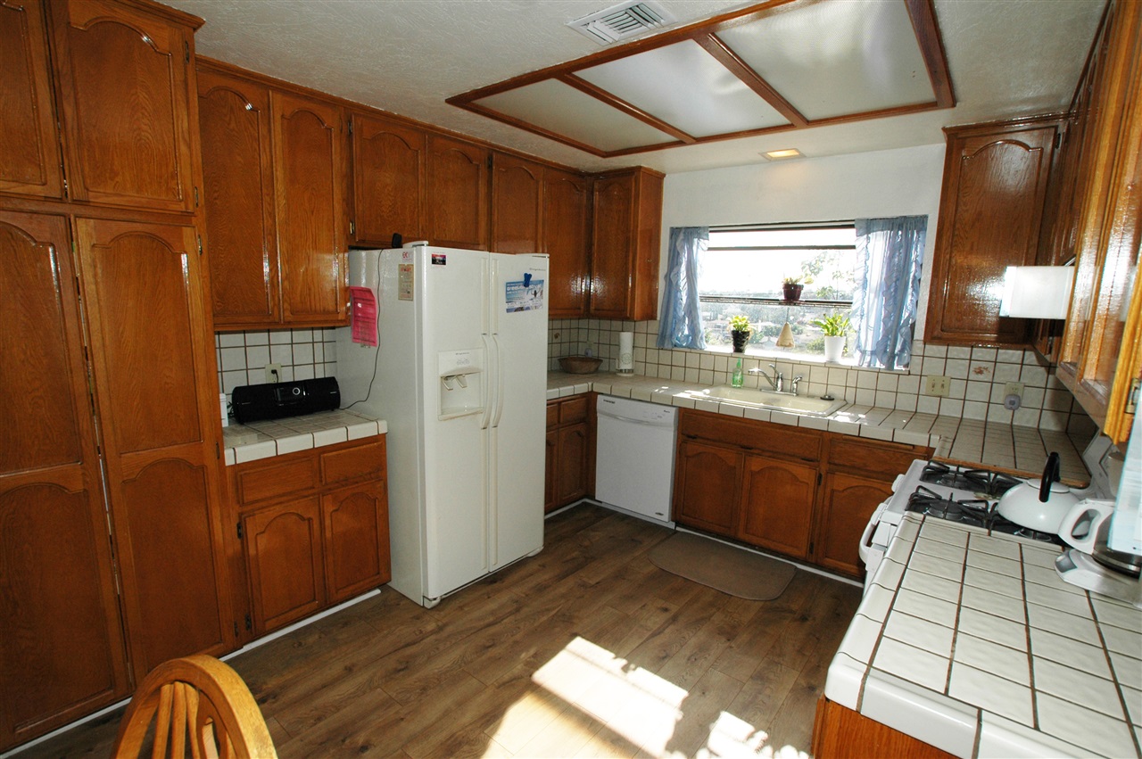 For Sale: 1942 Fairhaven St Lemon Grove, CA 91945