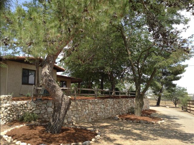 880 Tierra Del Sol Rd