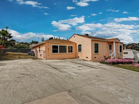 10339 Fairhill Dr