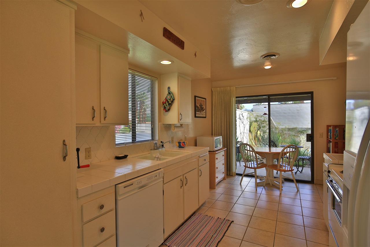 1686 Montezuma Ct #18