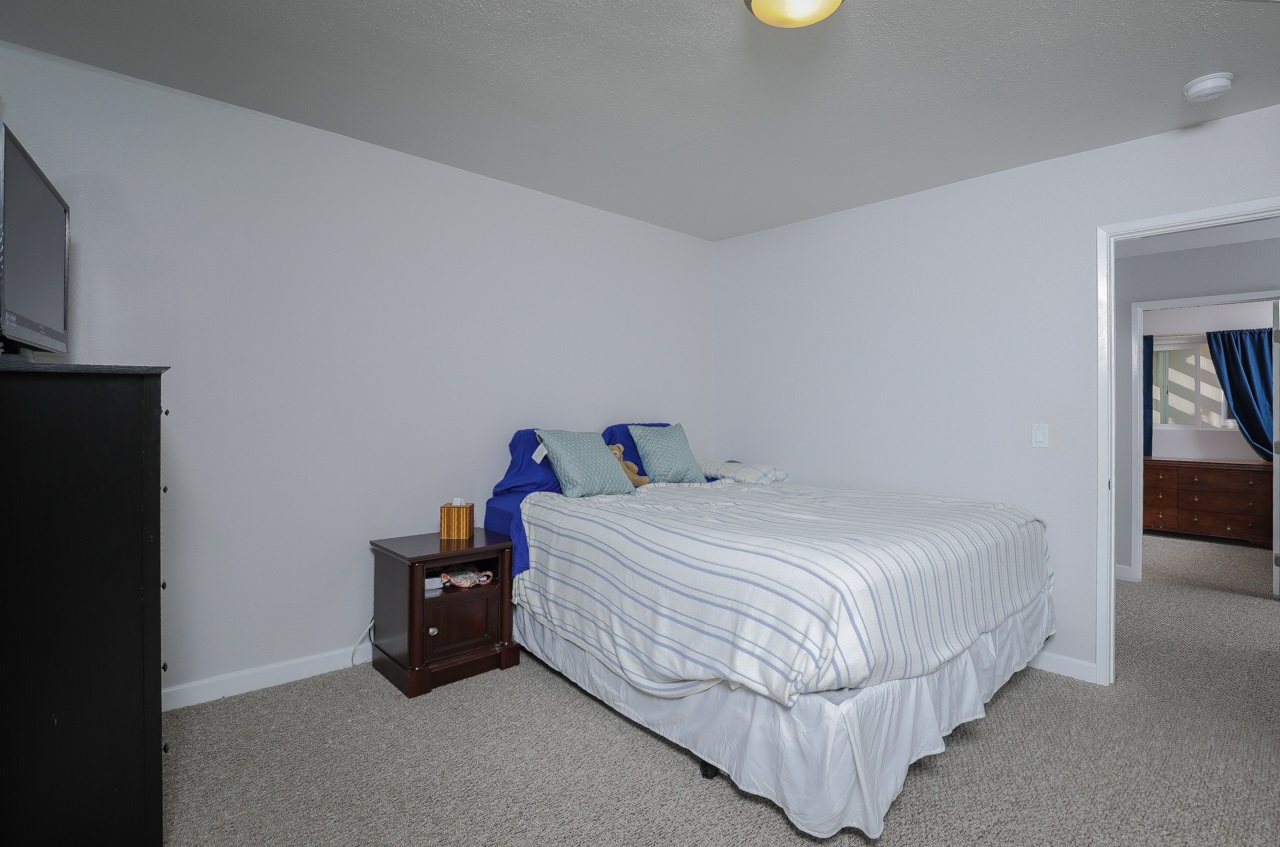 4271 Misty Ln
