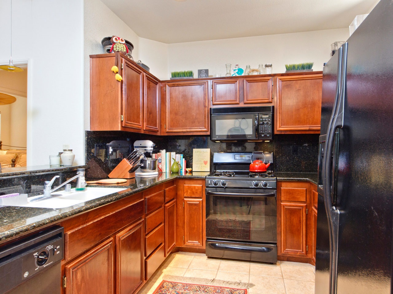 6082 Citracado Carlsbad, CA 92009