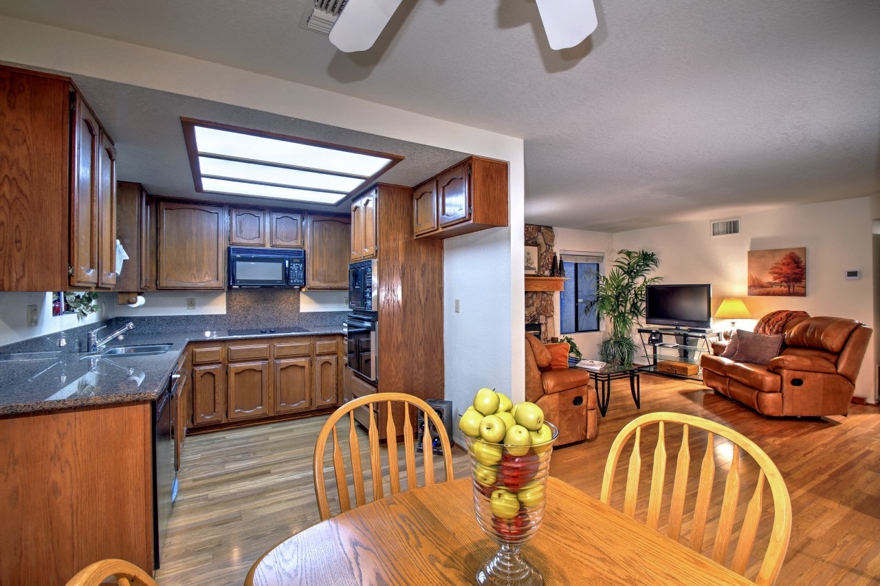 For Sale: 2787 Vista Del Oro Carlsbad, CA 92009